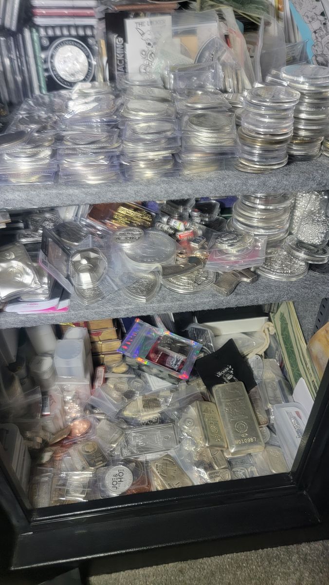 Silver coins/bars