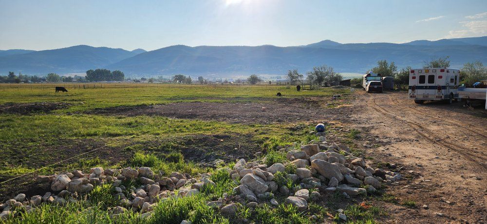 3/4 acre parcel for sale just outside of Fairview