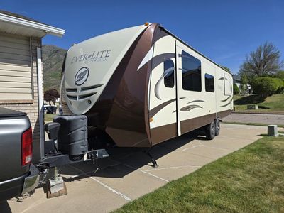 2016 35 ft. EVERGREEN EVERLITE Trailer