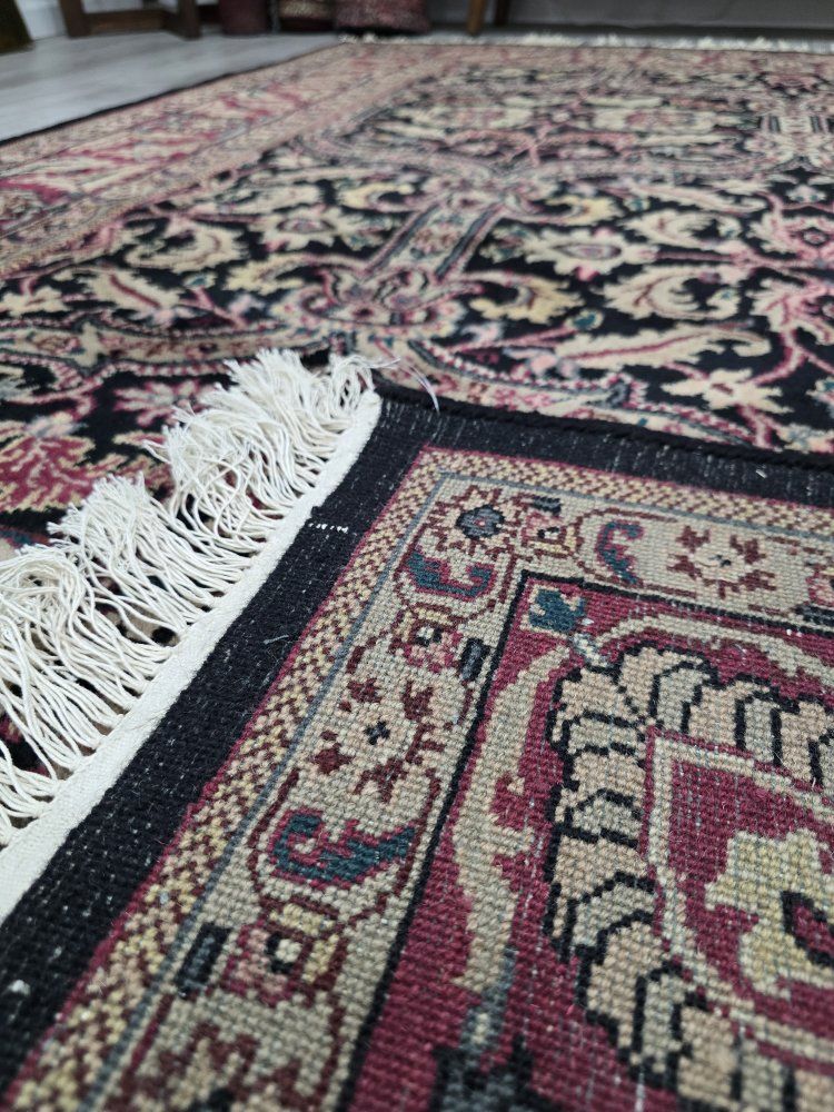 Main image 7