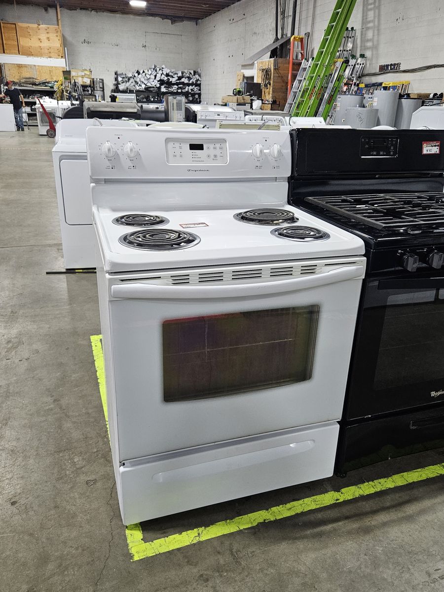 Frigidaire White Electric Range Stove Oven with 4 Burners