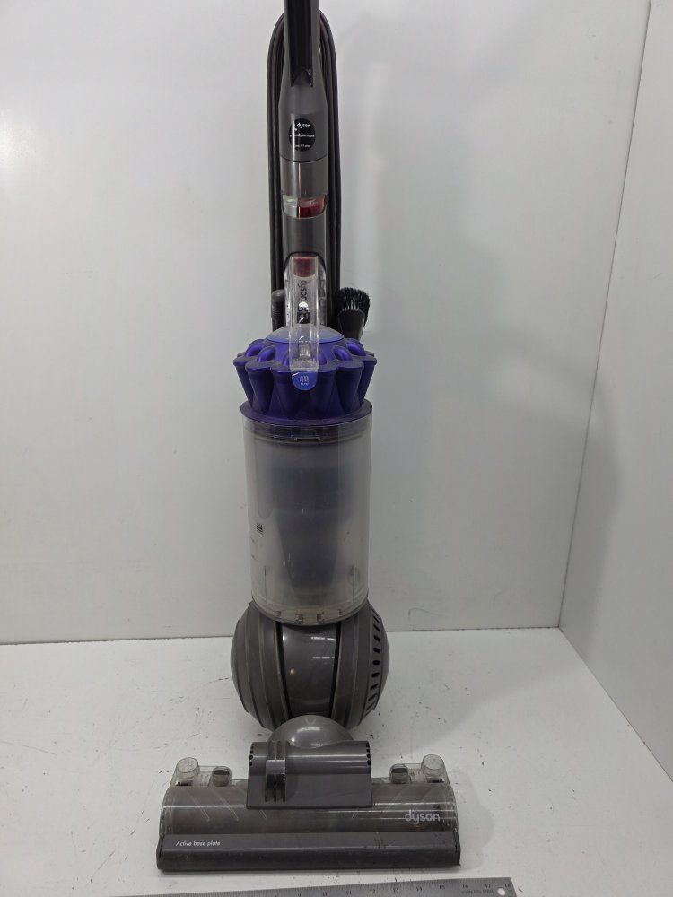 DYSON DC41 ANIMAL UPRIGHT BALL VACUUM