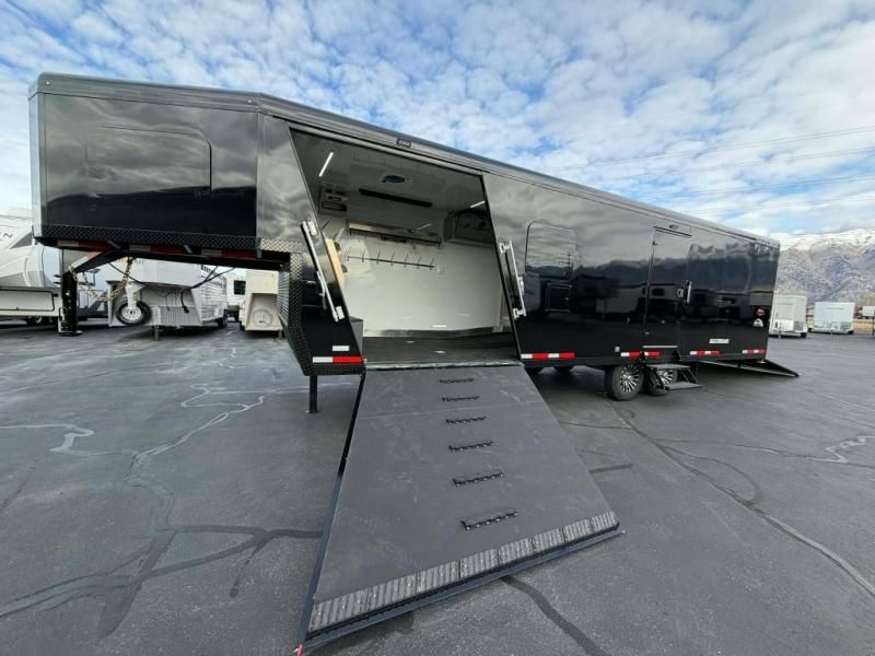 New 2026 Trails West RPM 28' GN - Altitude Package