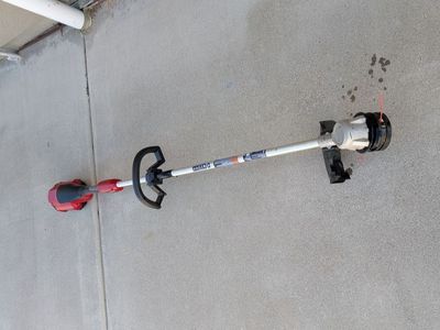 Toro 16" Flex Force 60v trimmer with 2.5 Amp Hr battery