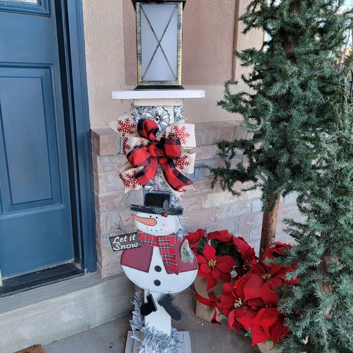 WINTER Entryway/Porch Welcome Post