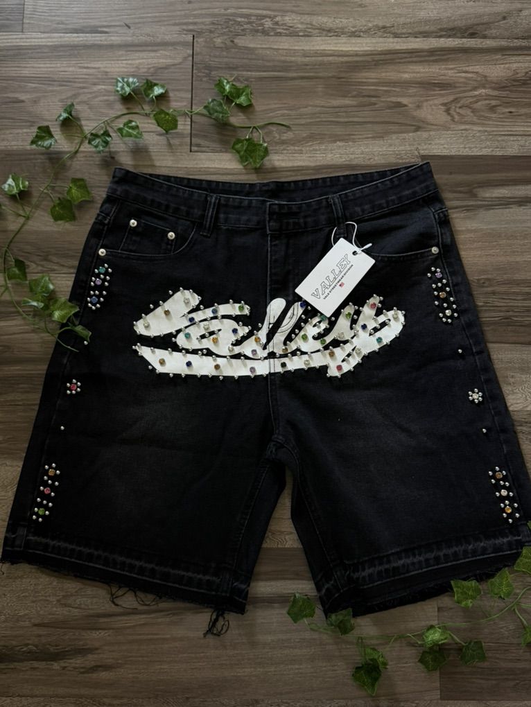 valley shorts