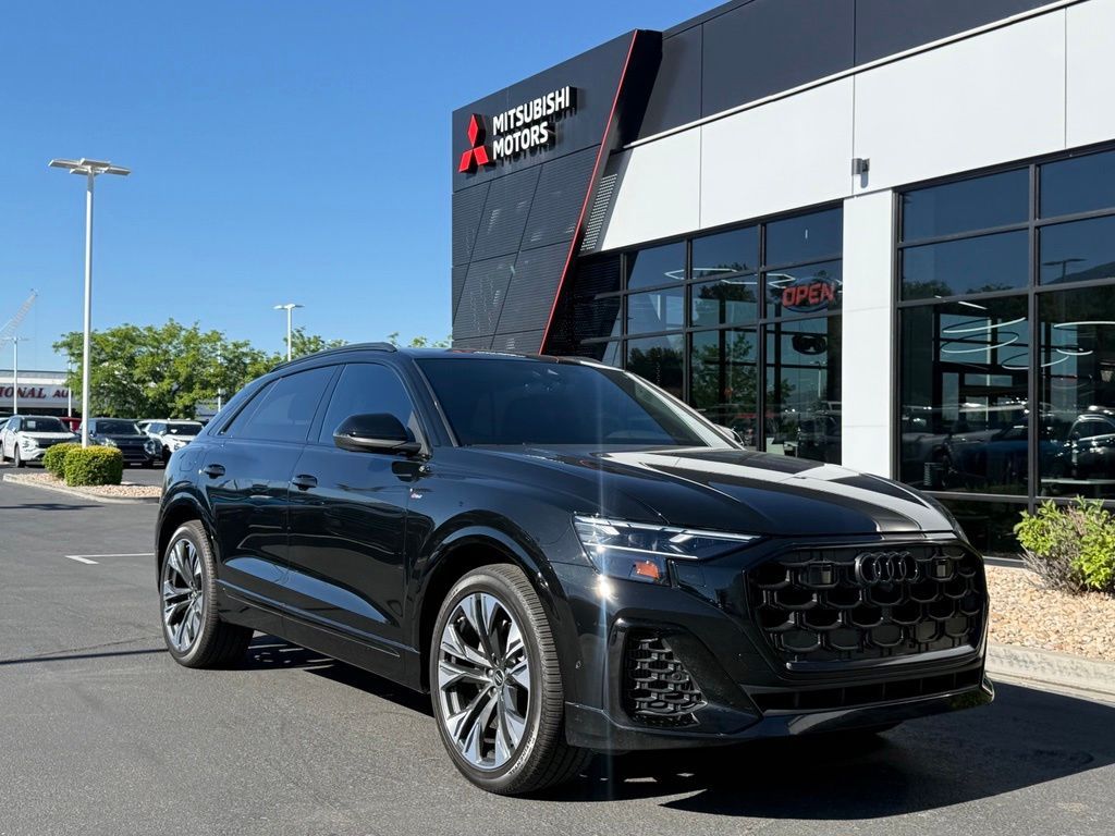 2025 Audi Q8 quattro Premium Plus 55 TFSI