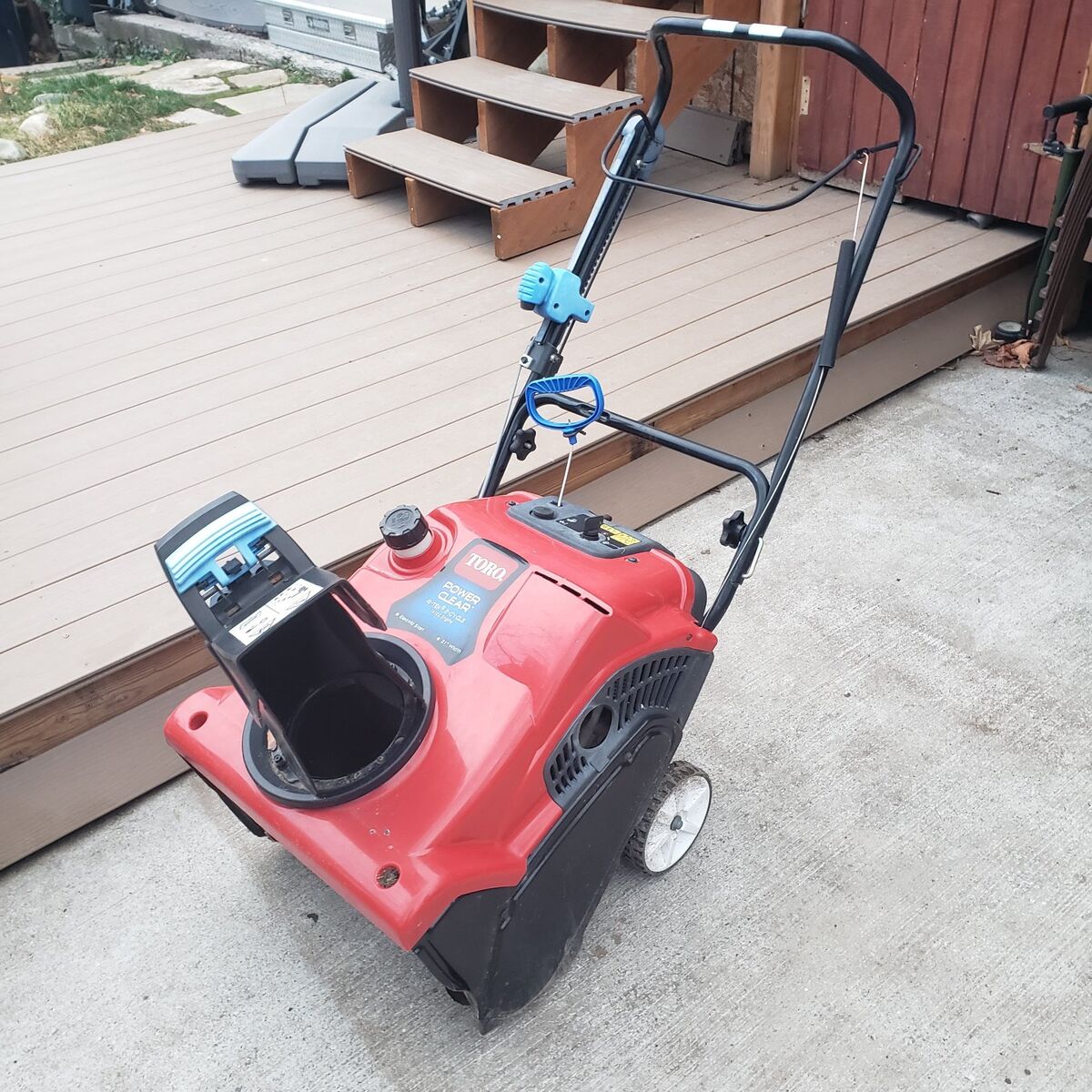 Toro powerclear snowblower