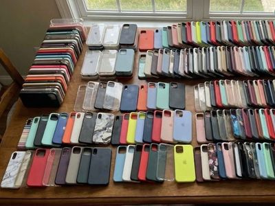 Thousands of iPhone Cases RESELLERS DREAM