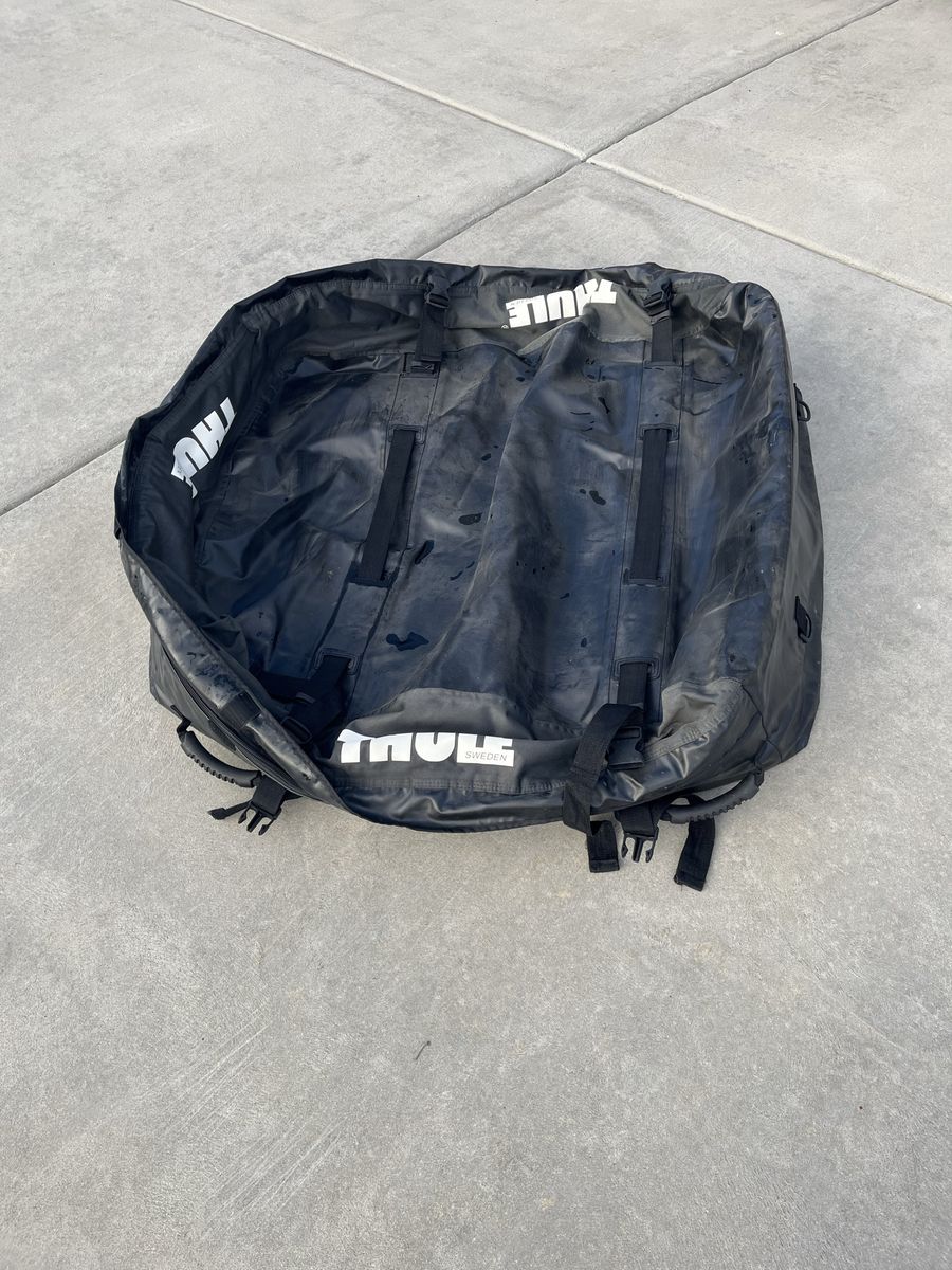 Thule Rooftop Cargo Carrier Bag Black Weatherproof