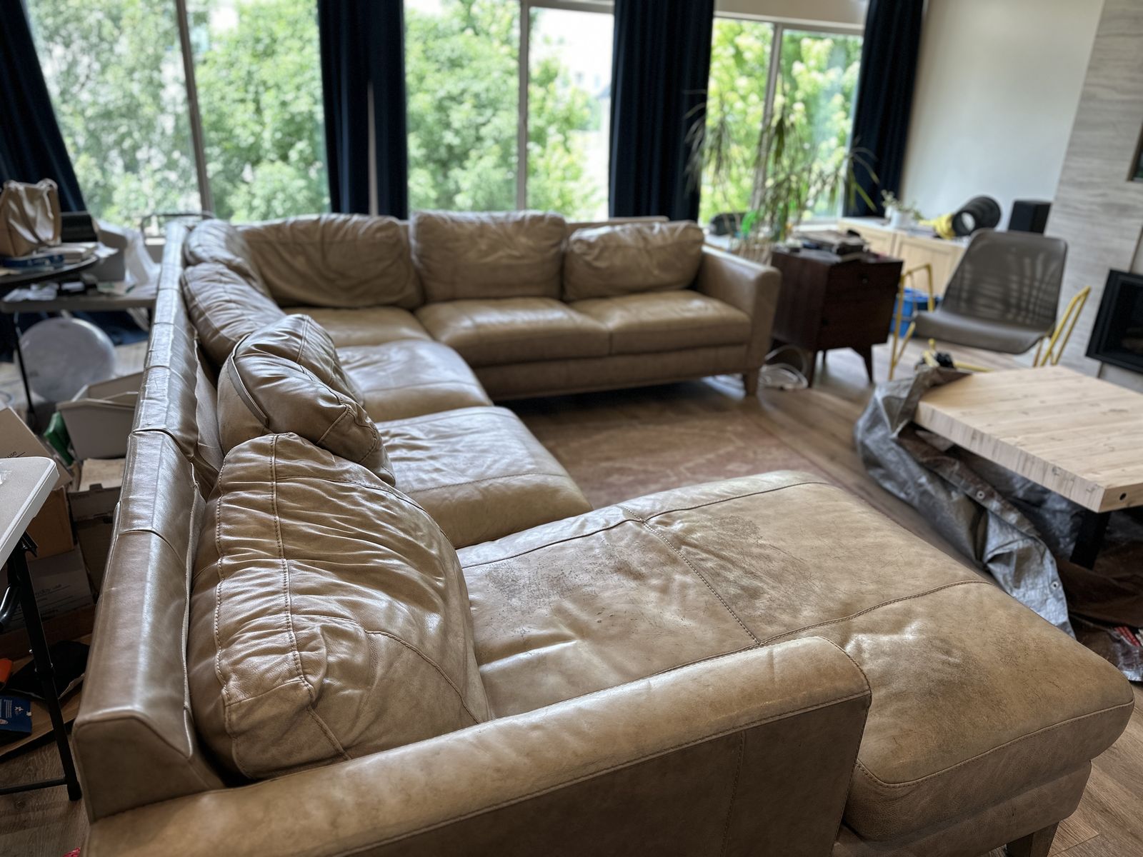 4-piece leather sectional with chaise lounge