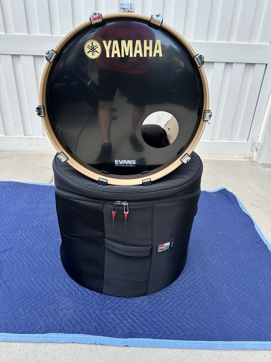 Complete Yamaha drum kit