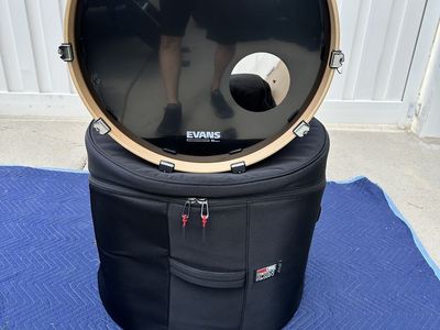 Complete Yamaha drum kit