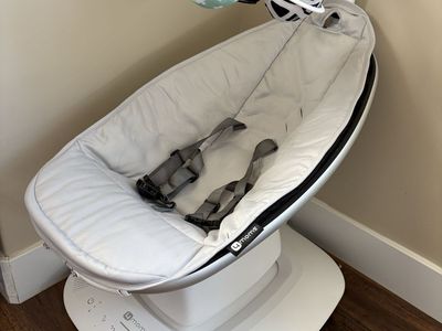 4Moms Mamaroo Baby Swing