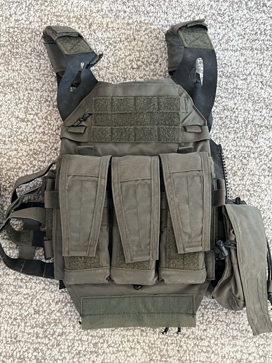 Crye Precision JPC Tactical Plate Carrier Vest with Hesco L210 Armor Plate Set of 2