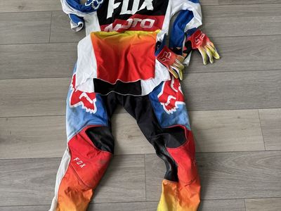Fox racing gear
