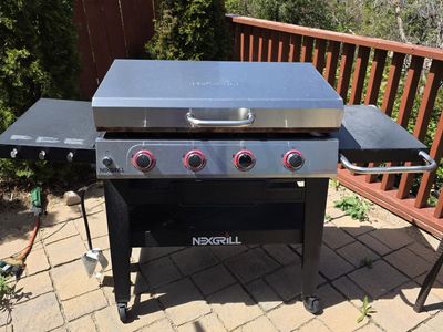 Nexgrill plus propane tank