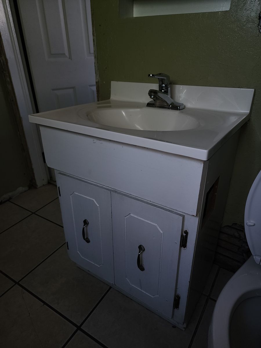 Bathroom vanity