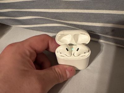 Gen 1 apple airpods