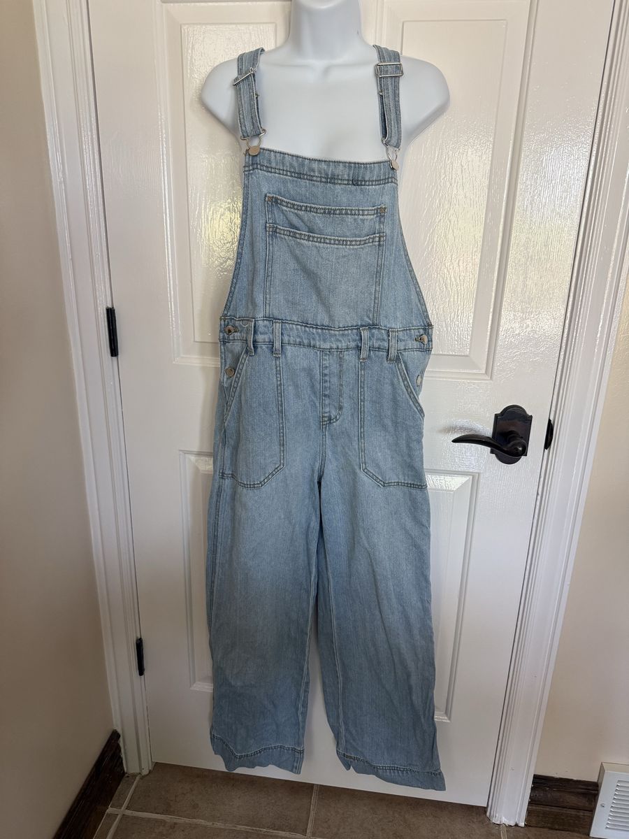 Denim overalls Universal Thread Goods Co. size 4 inseam 29