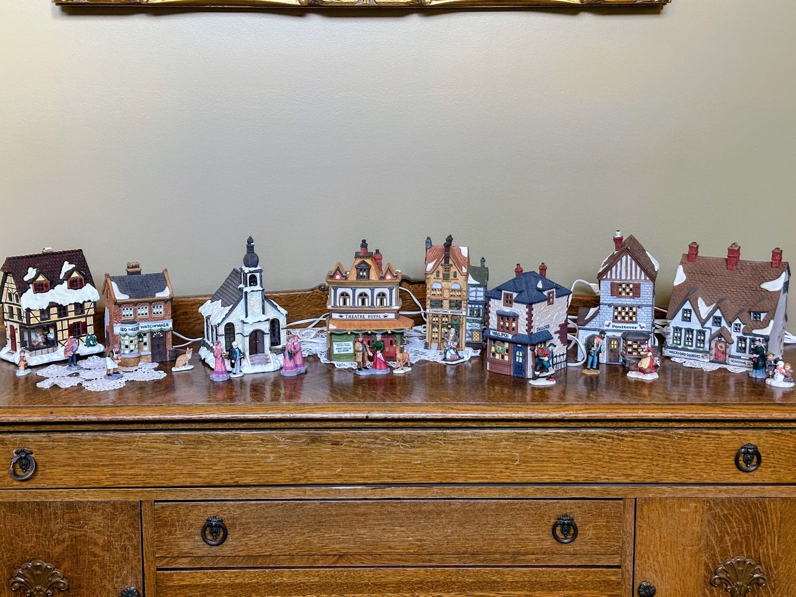 Department 56 Heritage Village CollectionDickens Village Set of 8 Buildings 