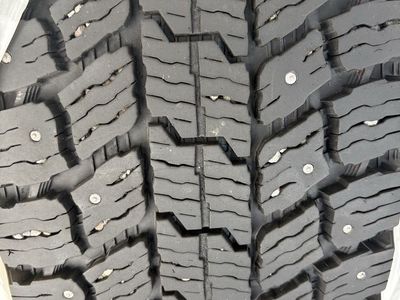 Arctic Claw 265/75R16 Studded Winter Tire - Used Good Condition