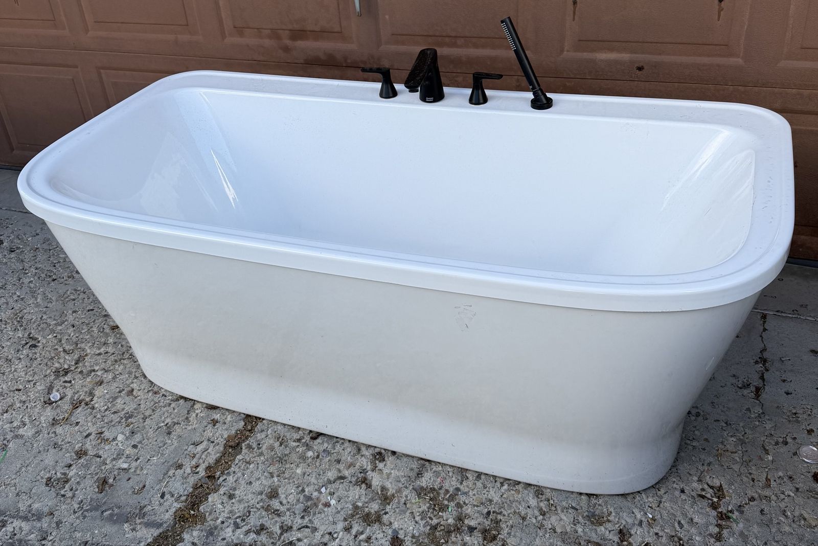 American Standard bathtub