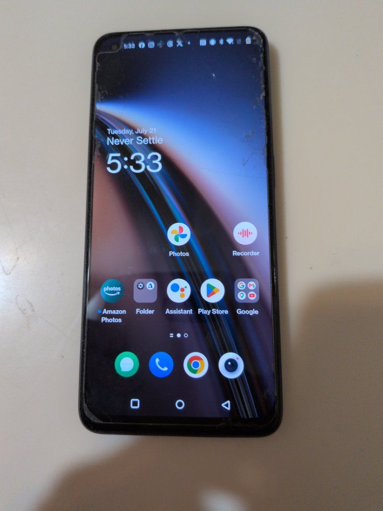 OnePlus Nord N20 5G $100 or best offer. Black 6.49" 128 GB T-Mobile Smartphone - Cracked Screen