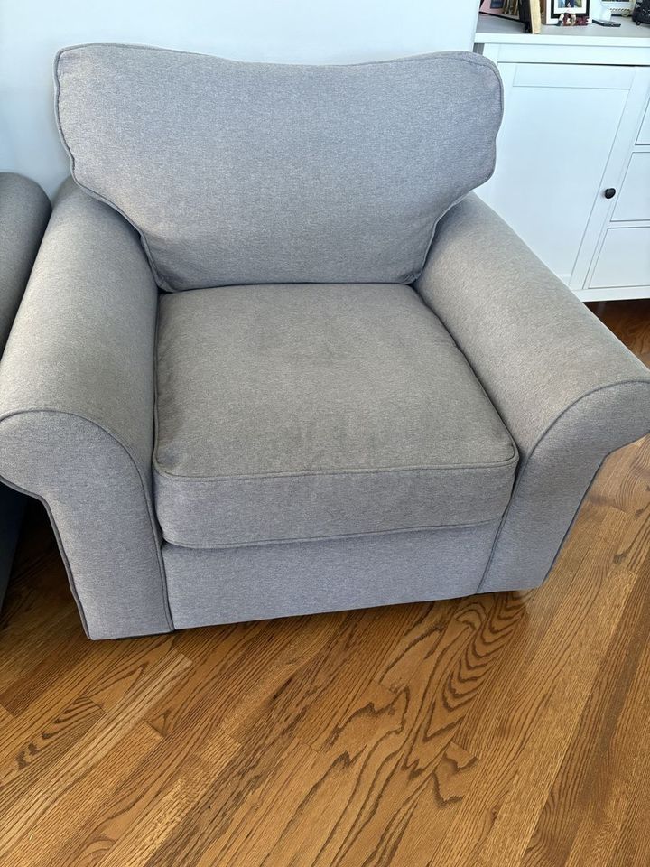 Main image 3