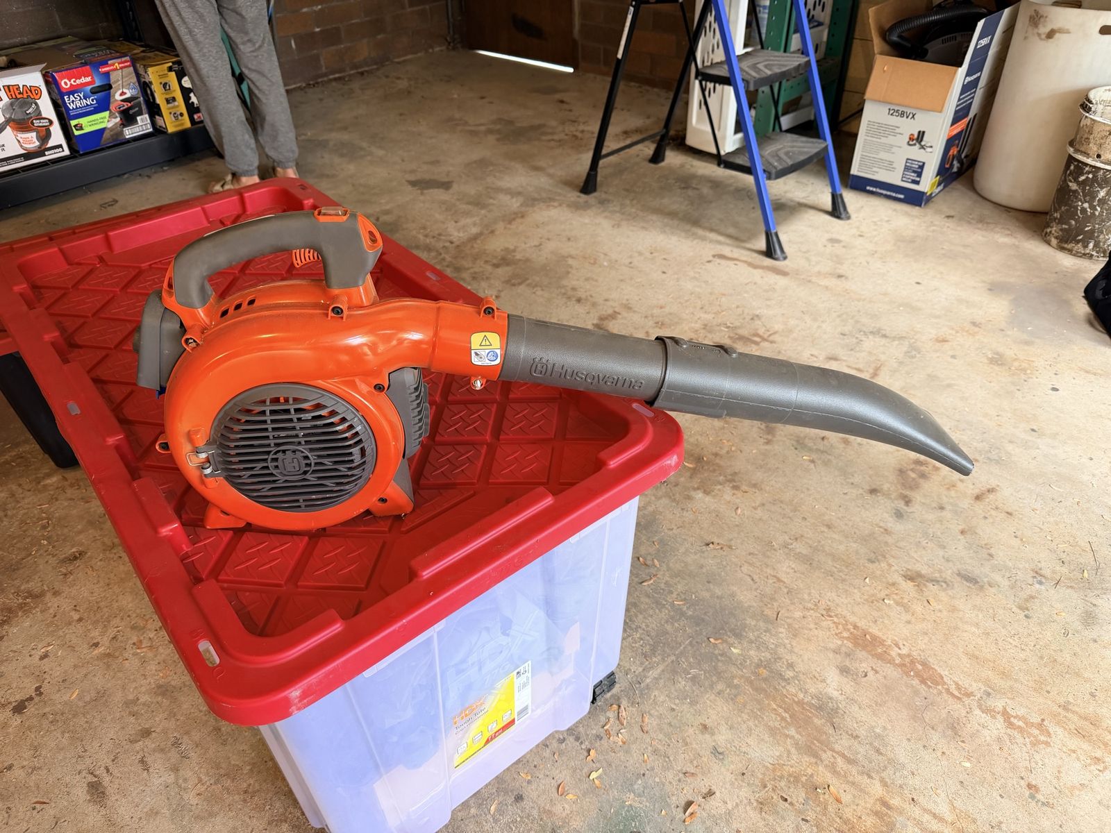 Husqvarna Leaf Blower 28 cc