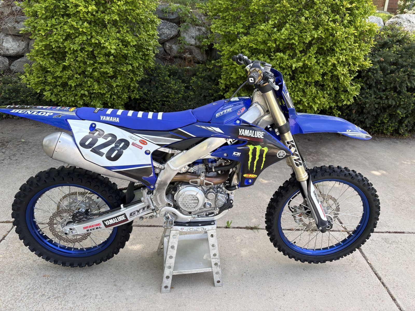 2024 YZ450F