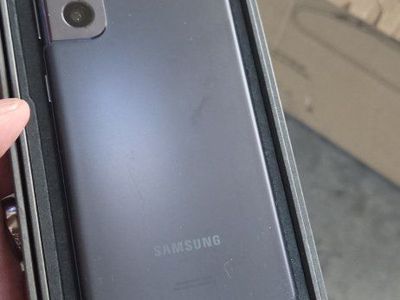 Samsung Galaxy S21 Smartphone - Phantom Gray