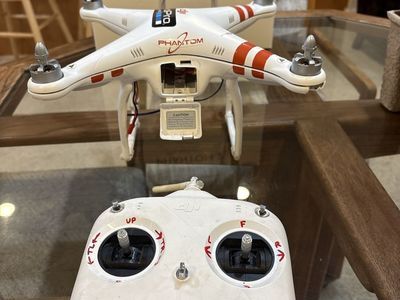 DJI Phantom 2 Drone with Remote Controller - The Spirit of Flight for parts