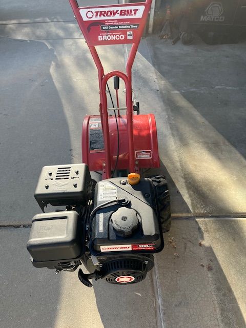 TILLER ROTOTILLER TROY BILT BRONCO 6HP REAR TINE