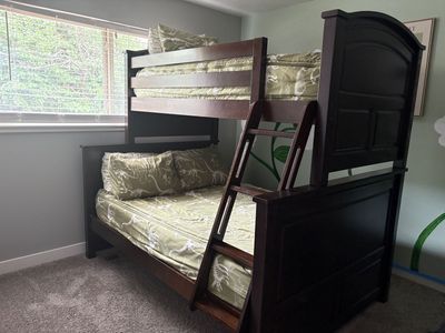 Solid Wood Bunk Bed - Twin/Full