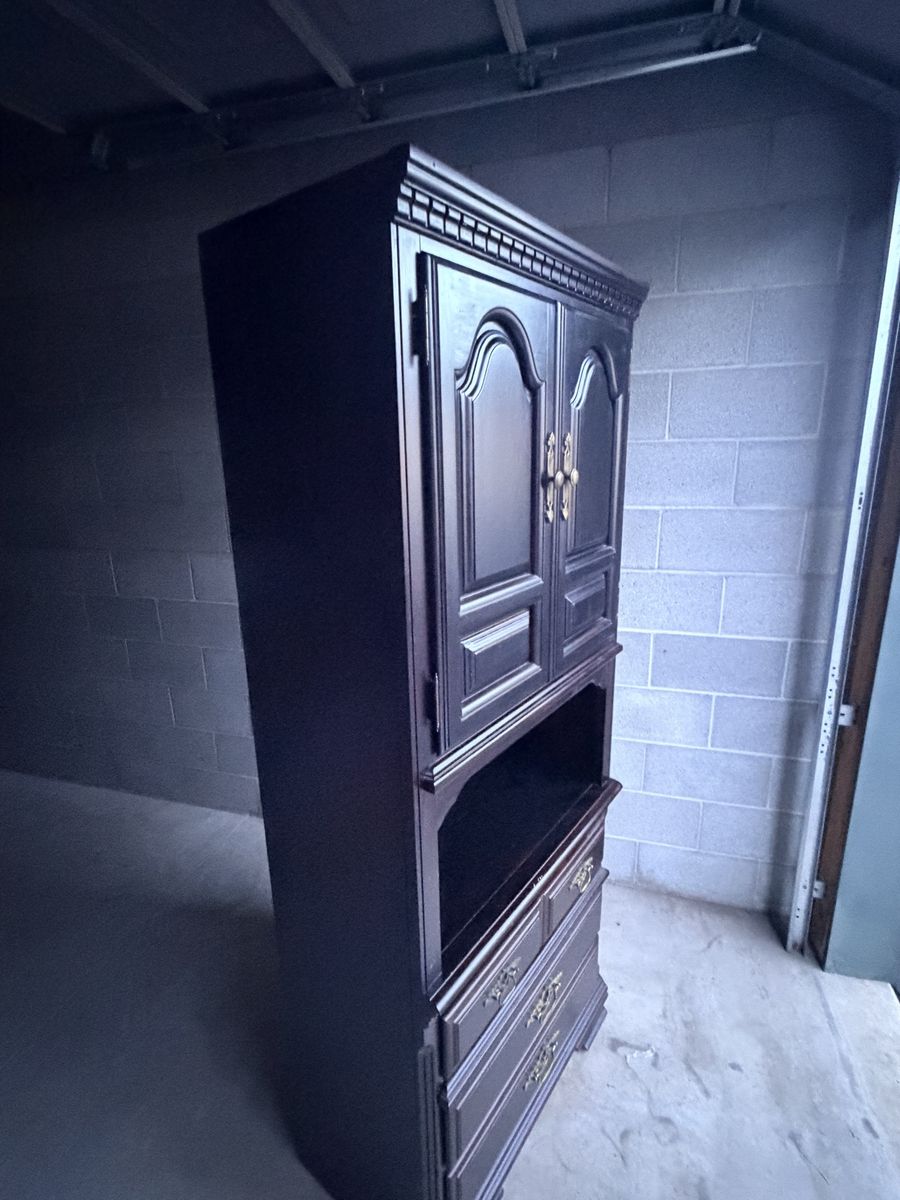 Main image 2