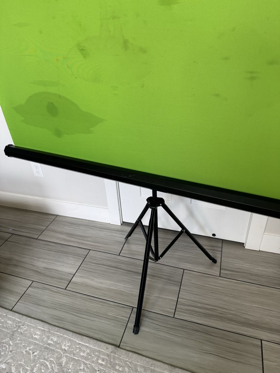 Main image 3