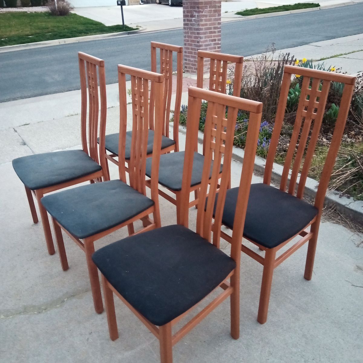 Set of 6 Italian mid century style dining chairs