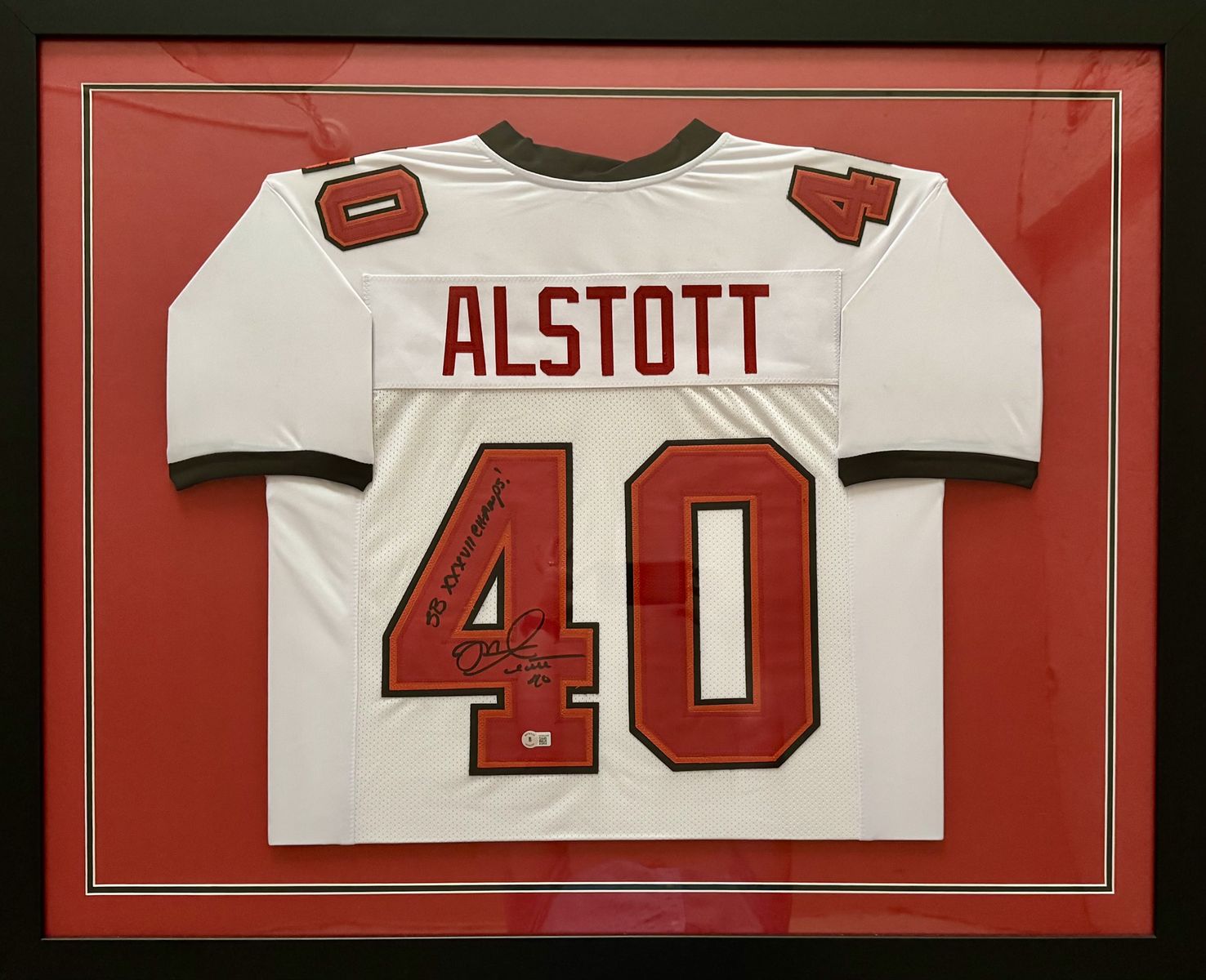 Signed & Framed Mike Alstott Jersey – Authenticated