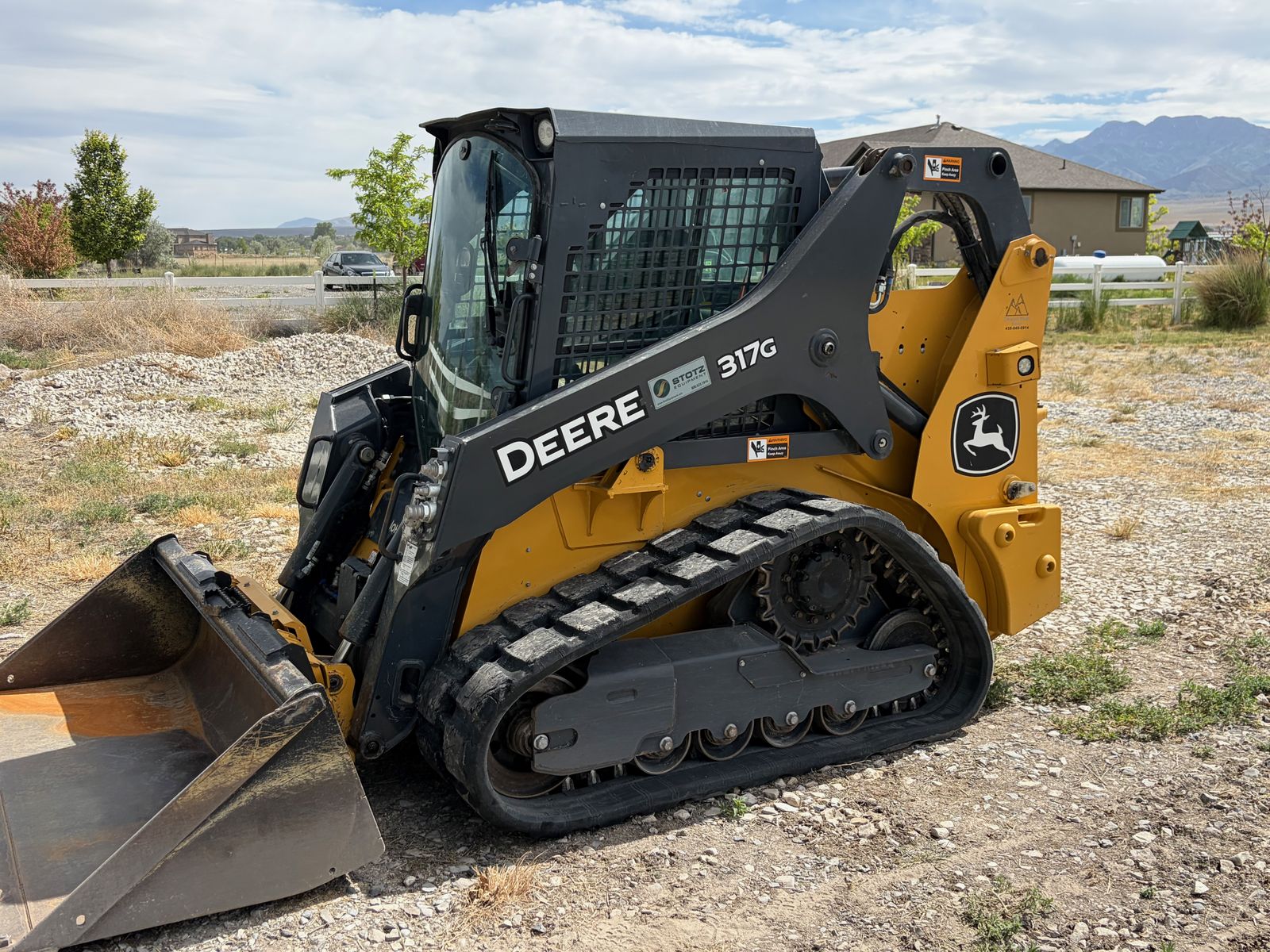 2024 Deere 317g Track Loader