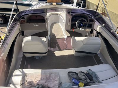 2001 four Winns 190 horizon