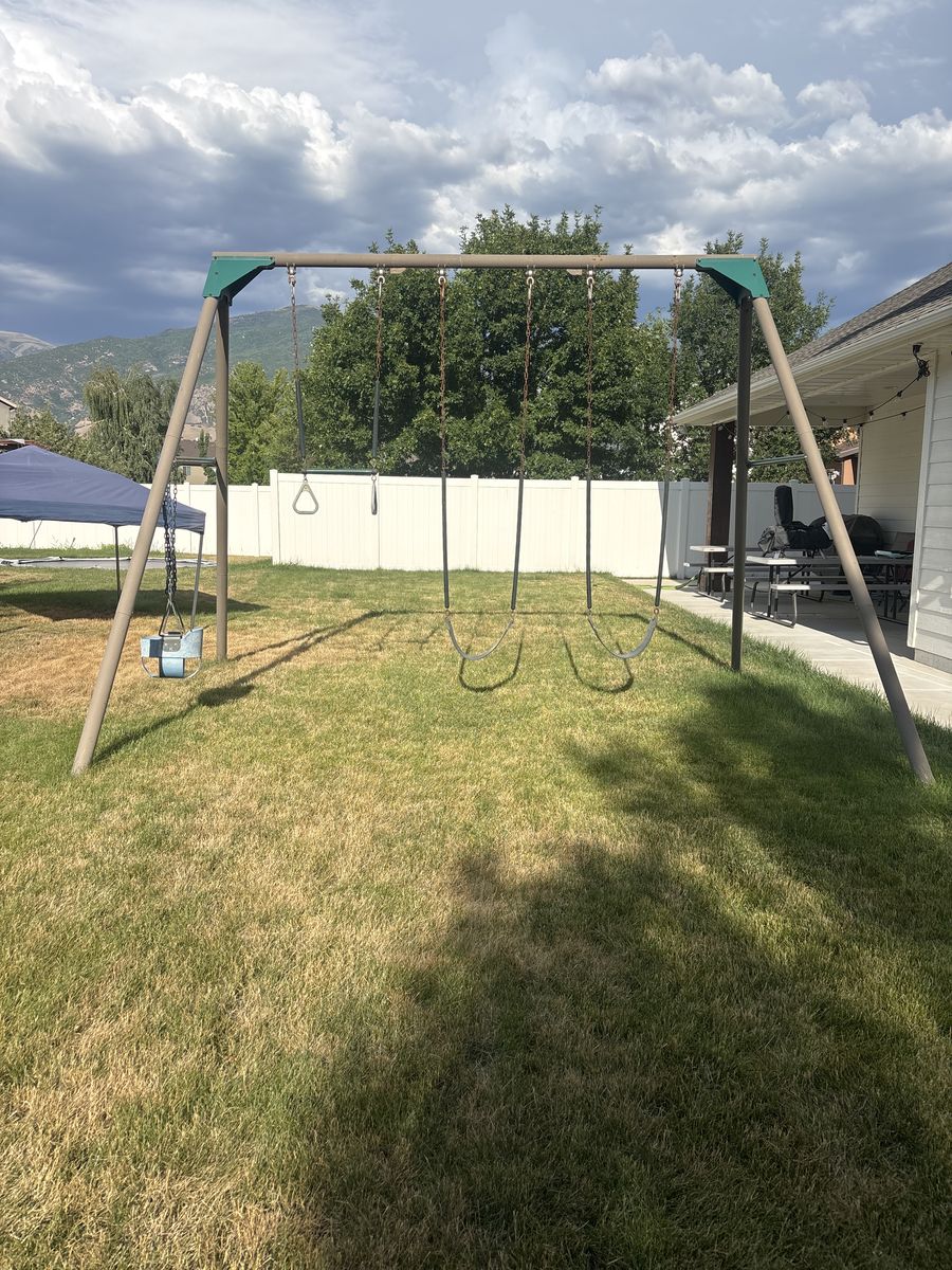 Swing set