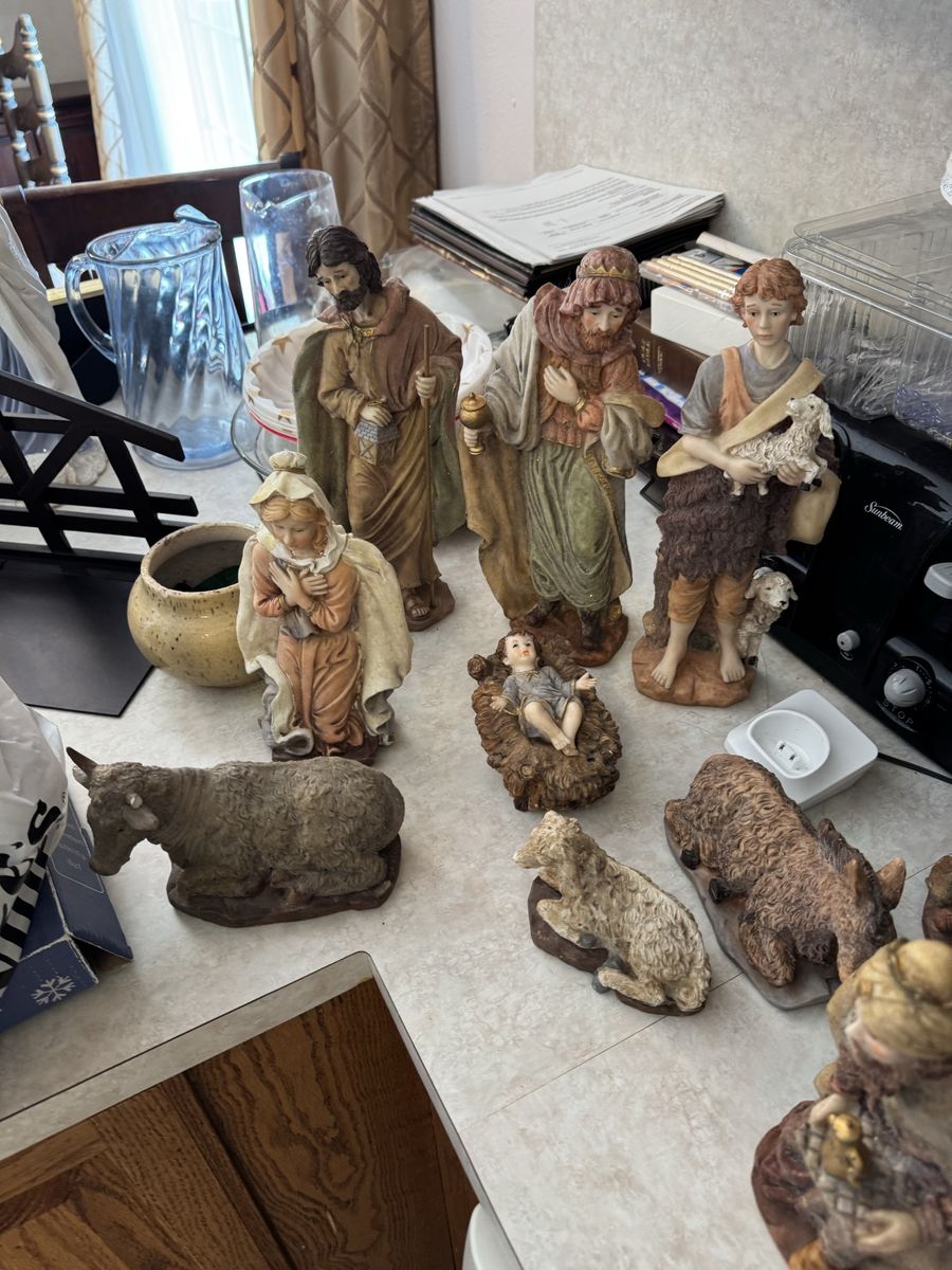 Main image 10