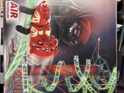 K’nex Web Weaver