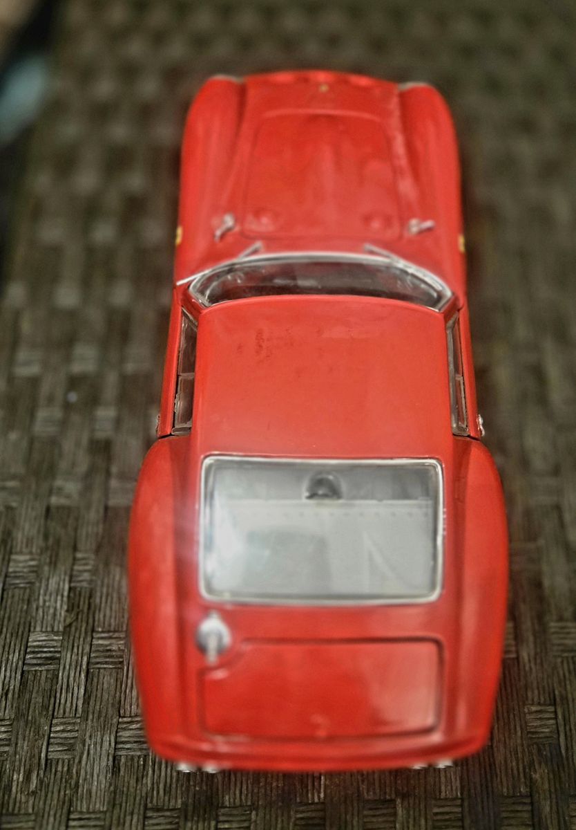 Main image 4