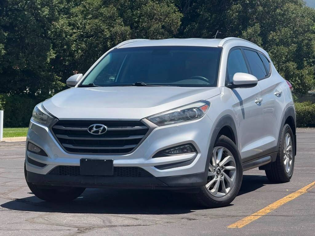 2016 Hyundai Tucson SE