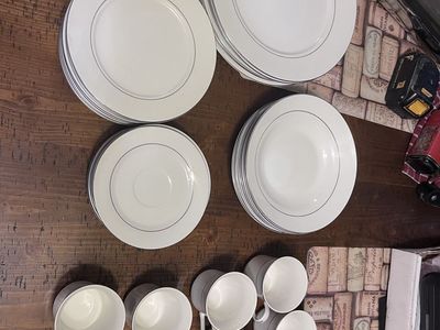 36 Piece Classic Platinum Dinner Set.