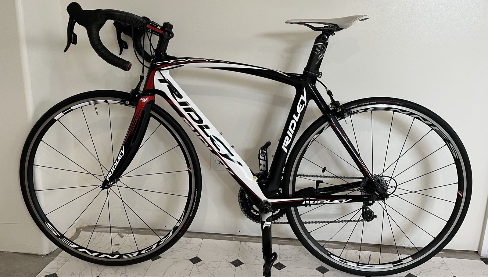 Ridley Noah Carbon Fiber Road Bike 51 cm- SRAM Components