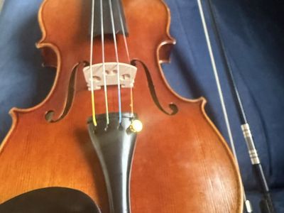 Violin with Bow - Full-Size String Instrument