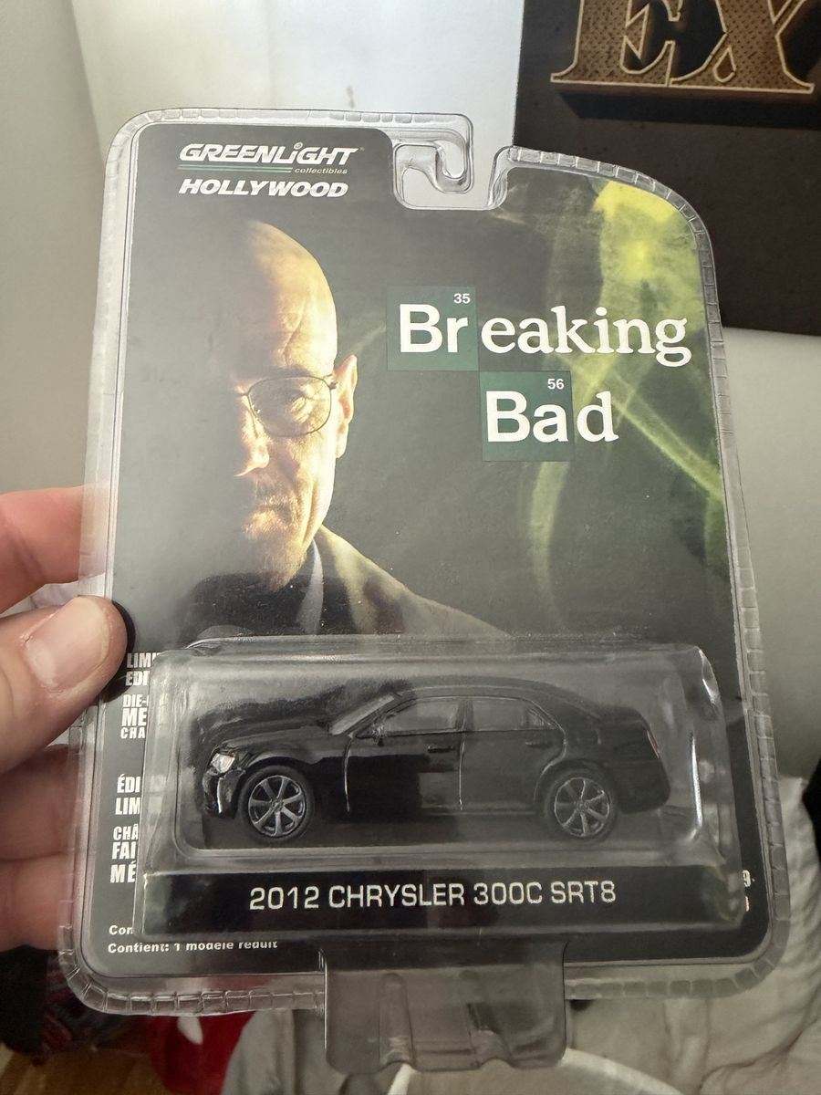 Greenlight Hollywood Breaking Bad 2012 Chrysler 300C SRT8 Die-Cast Car Limited Edition